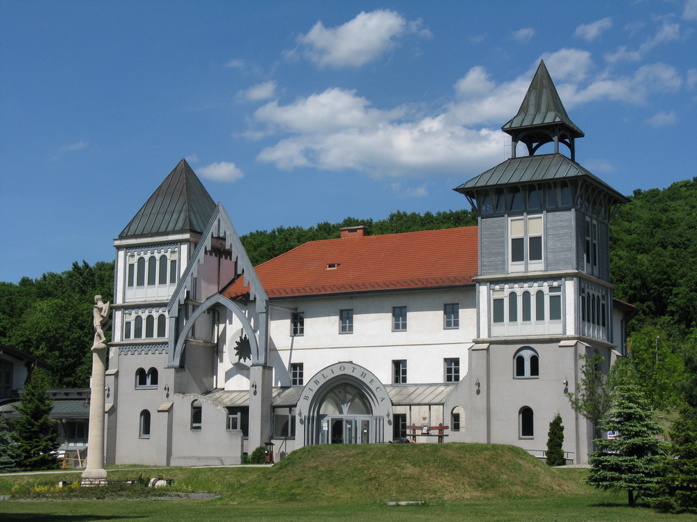 Cégismertető